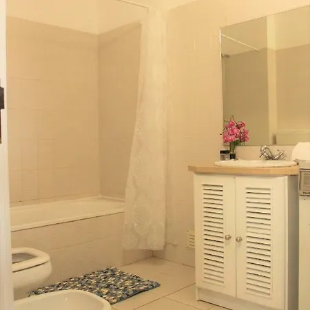 Casa Praia By Real Life Concierge - Beachfront Lovely דירה *